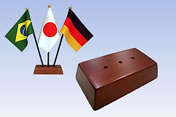 世界の国旗・高級木製3本立てスタンド